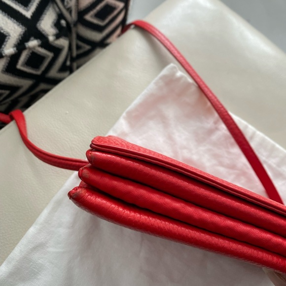 Aritzia Auxiliary Red Leather Crossbody Calisch - Picture 5 of 6